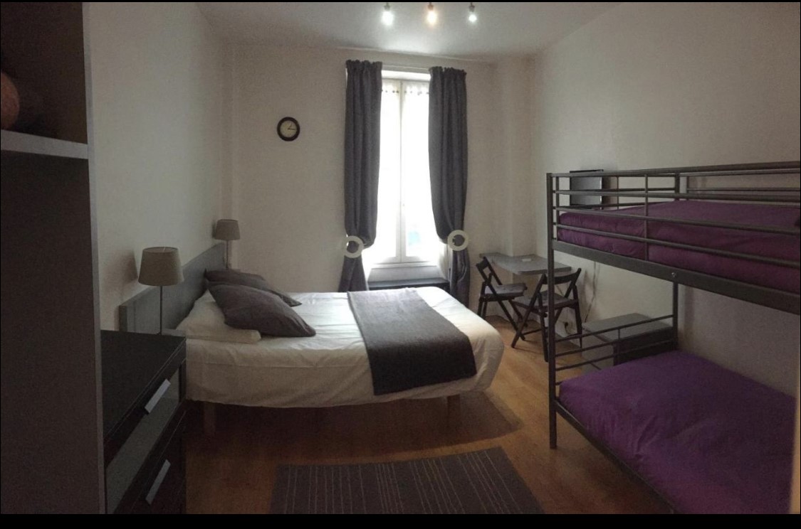 Agrandir la photo Hôtel à vendre - 450.0 m2 - 77 - Seine-et-Marne