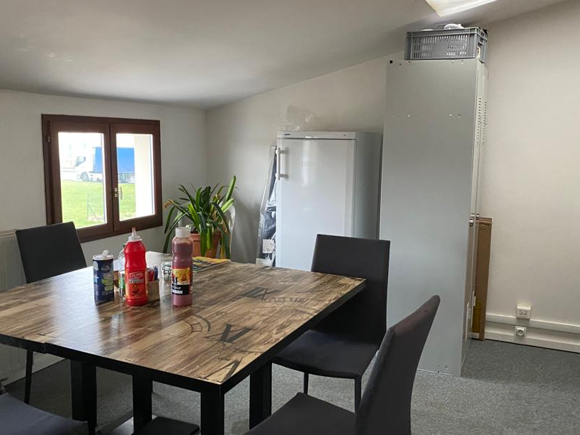 Agrandir la photo Restaurant à vendre - 222.0 m2 - 77 - Seine-et-Marne