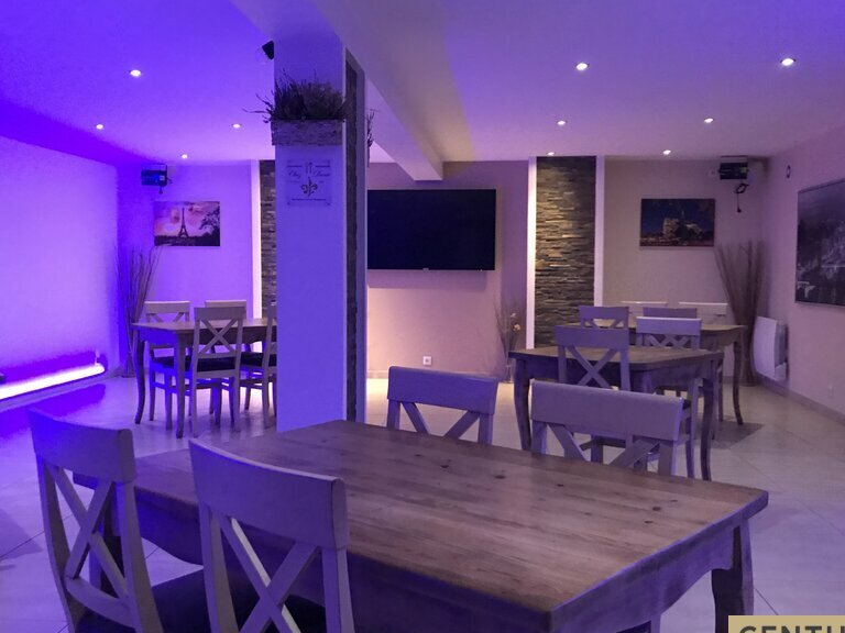 Agrandir la photo Bar à vendre - 427.05 m2 - 77 - Seine-et-Marne