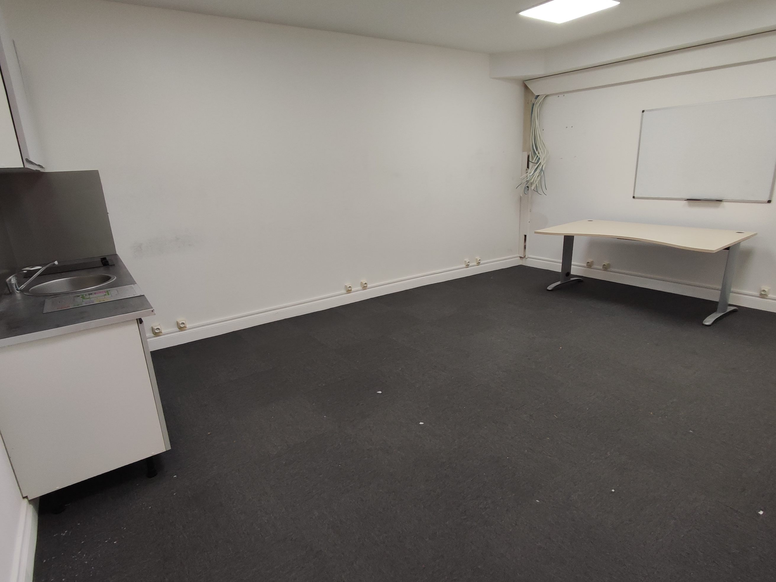 Agrandir la photo Bureaux à louer - 235.92 m2 - 77 - Seine-et-Marne