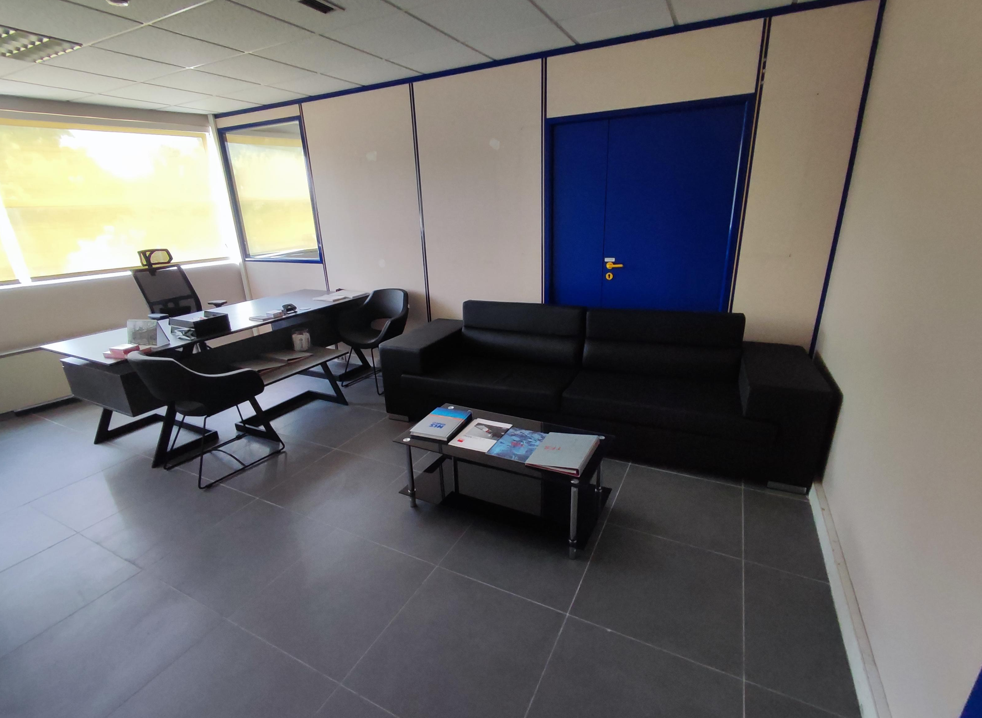 Agrandir la photo Entrepôt à vendre - 5095.0 m2 - 60 - Oise