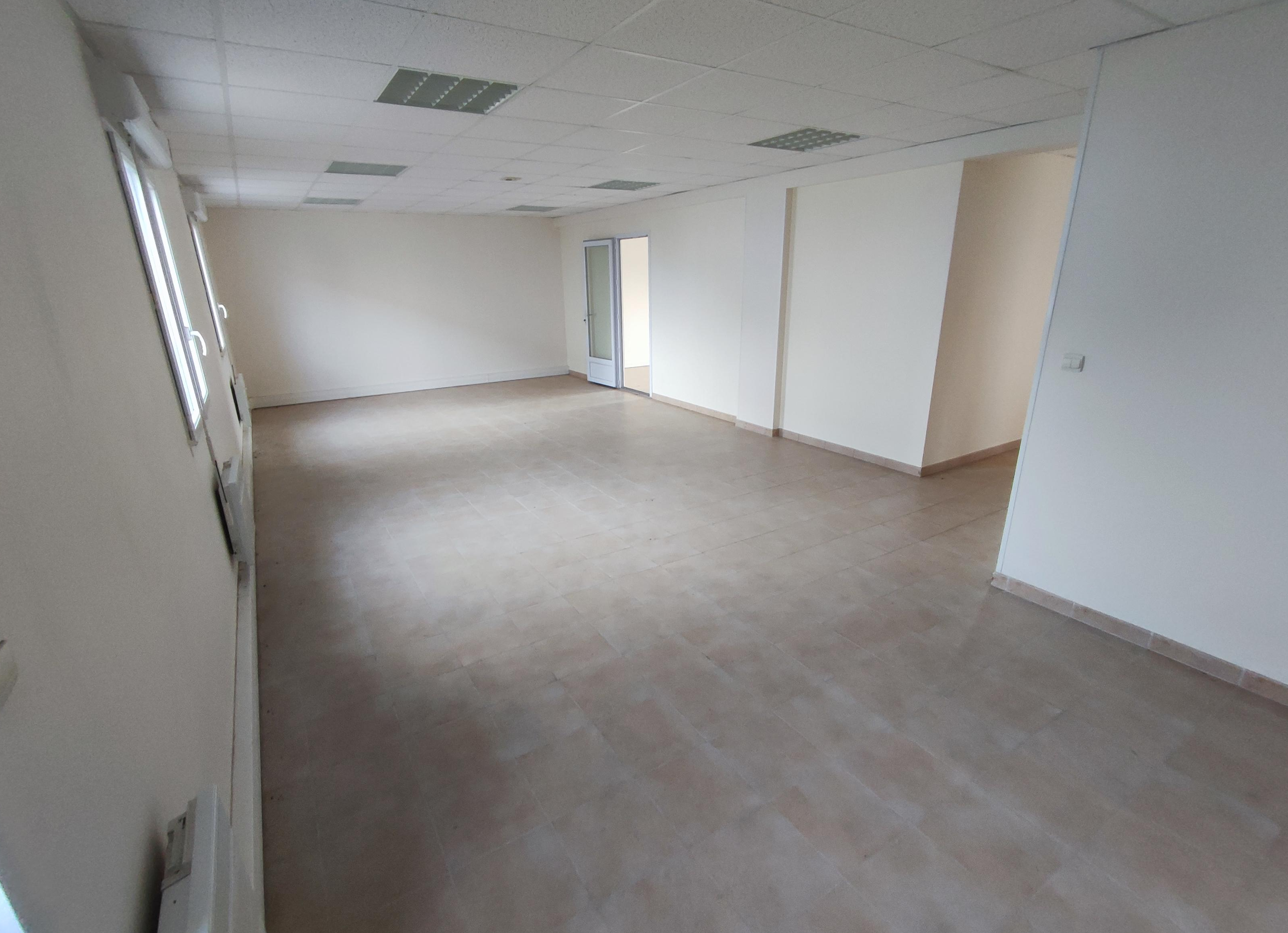 Agrandir la photo Local commercial à louer - 80.0 m2 - 77 - Seine-et-Marne