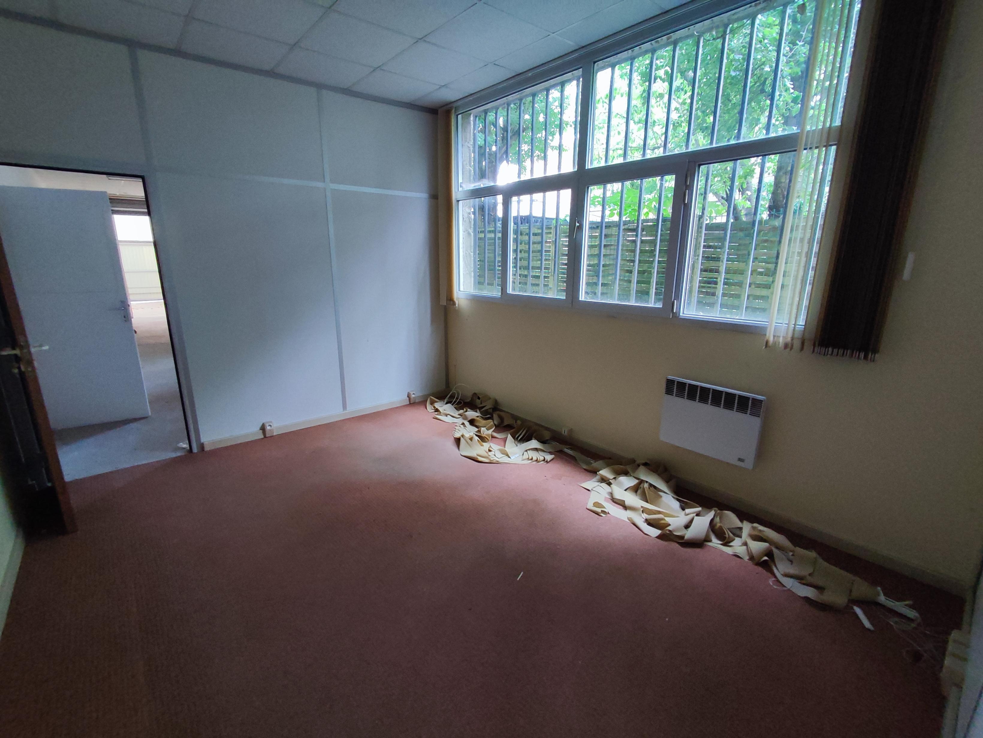 Agrandir la photo Entrepôt à vendre - 77 - Seine-et-Marne