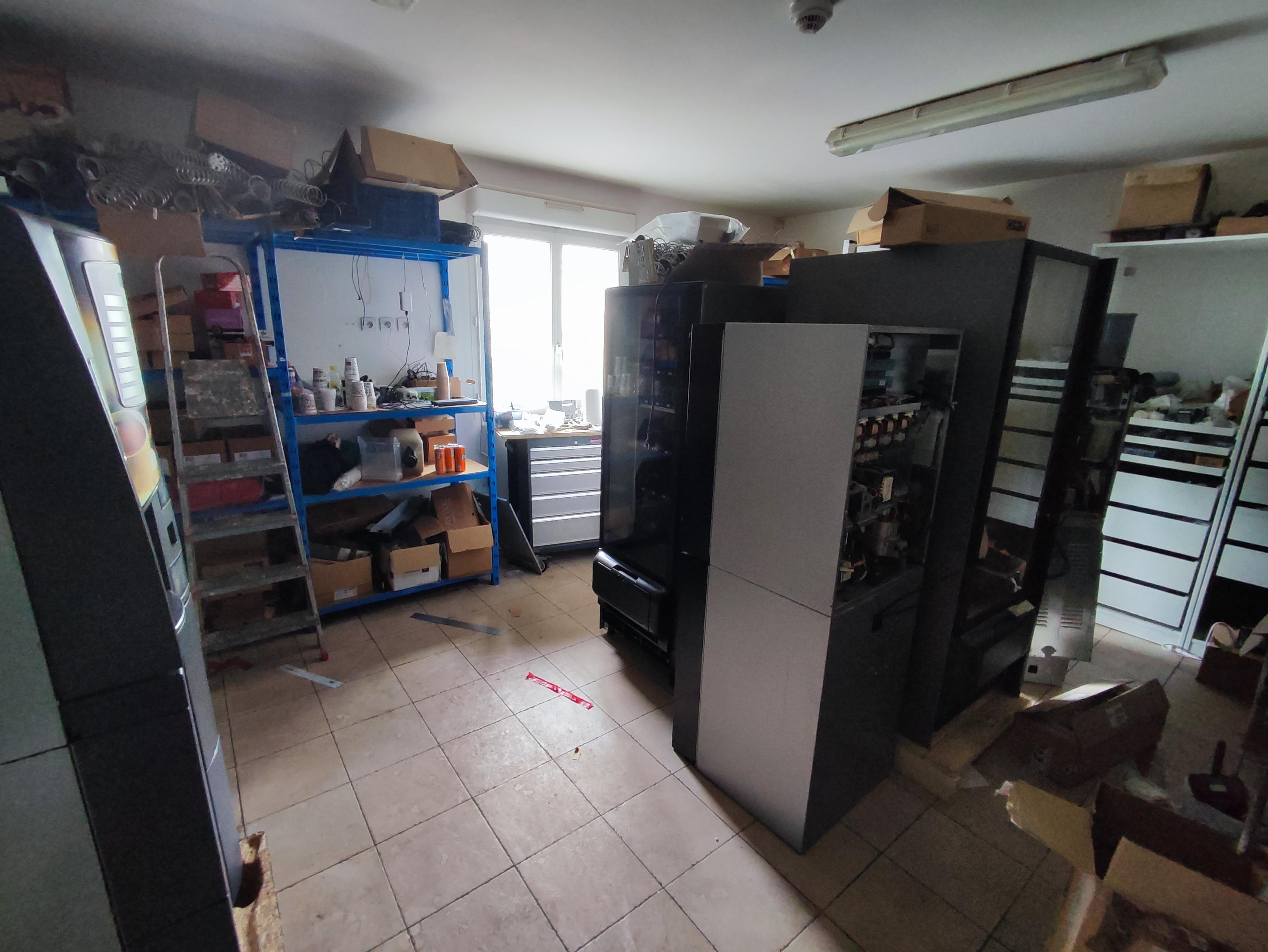 Agrandir la photo Entrepôt à louer - 264.37 m2 - 77 - Seine-et-Marne