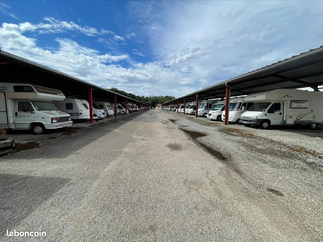 Agrandir la photo Camping à vendre - 8887.0 m2 - 77 - Seine-et-Marne