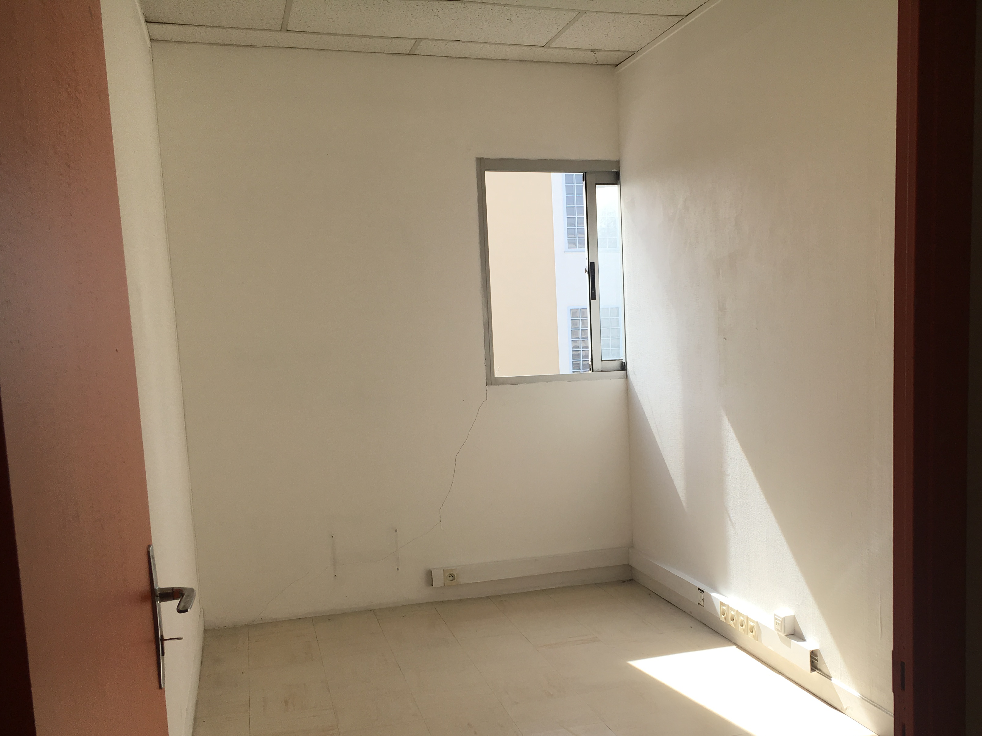 Bureaux à louer - 49.0 m2 - 77 - Seine-et-Marne