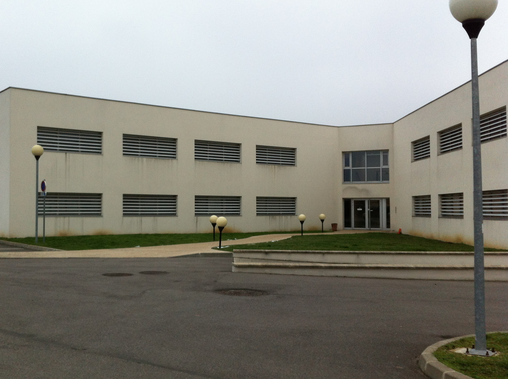 Bureaux à louer - 245.0 m2 - 91 - Essonne