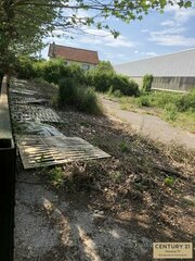 Agrandir la photo Terrain à louer - 896.0 m2 - 77 - Seine-et-Marne