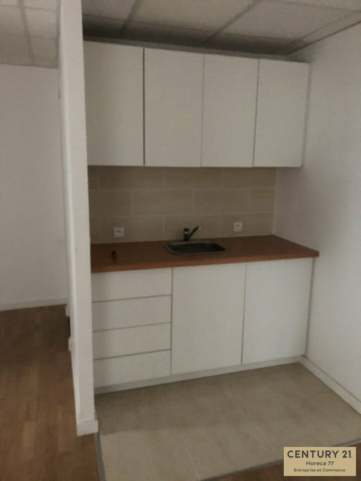 Agrandir la photo Bureaux à louer - 84.0 m2 - 77 - Seine-et-Marne