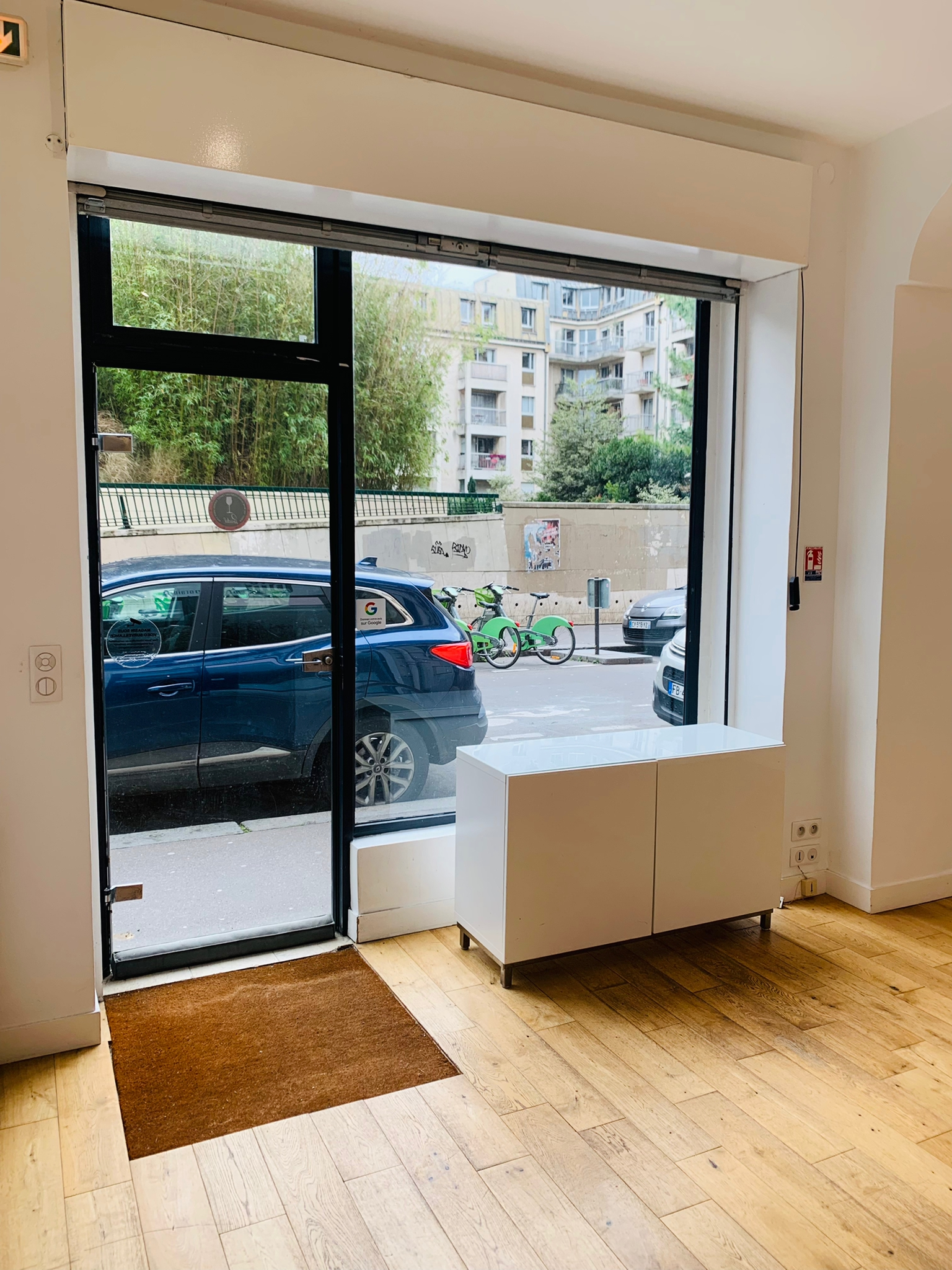 Agrandir la photo Local commercial à louer - 42.0 m2 - 75 - Paris