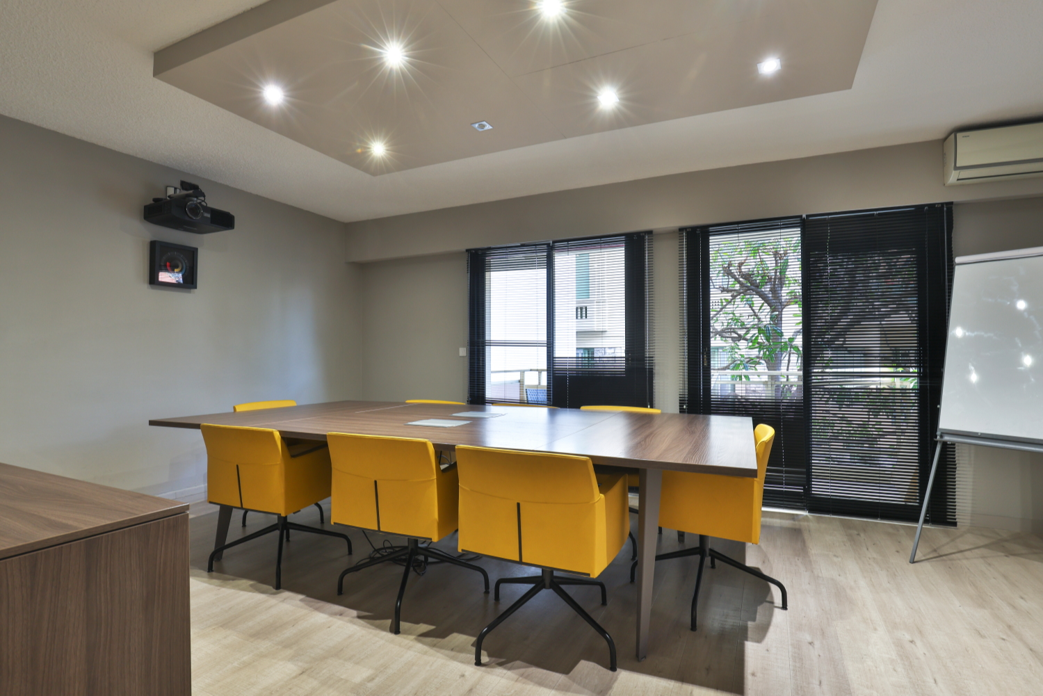 Agrandir la photo Bureaux à louer - 398.0 m2 - 06 - Alpes-Maritimes