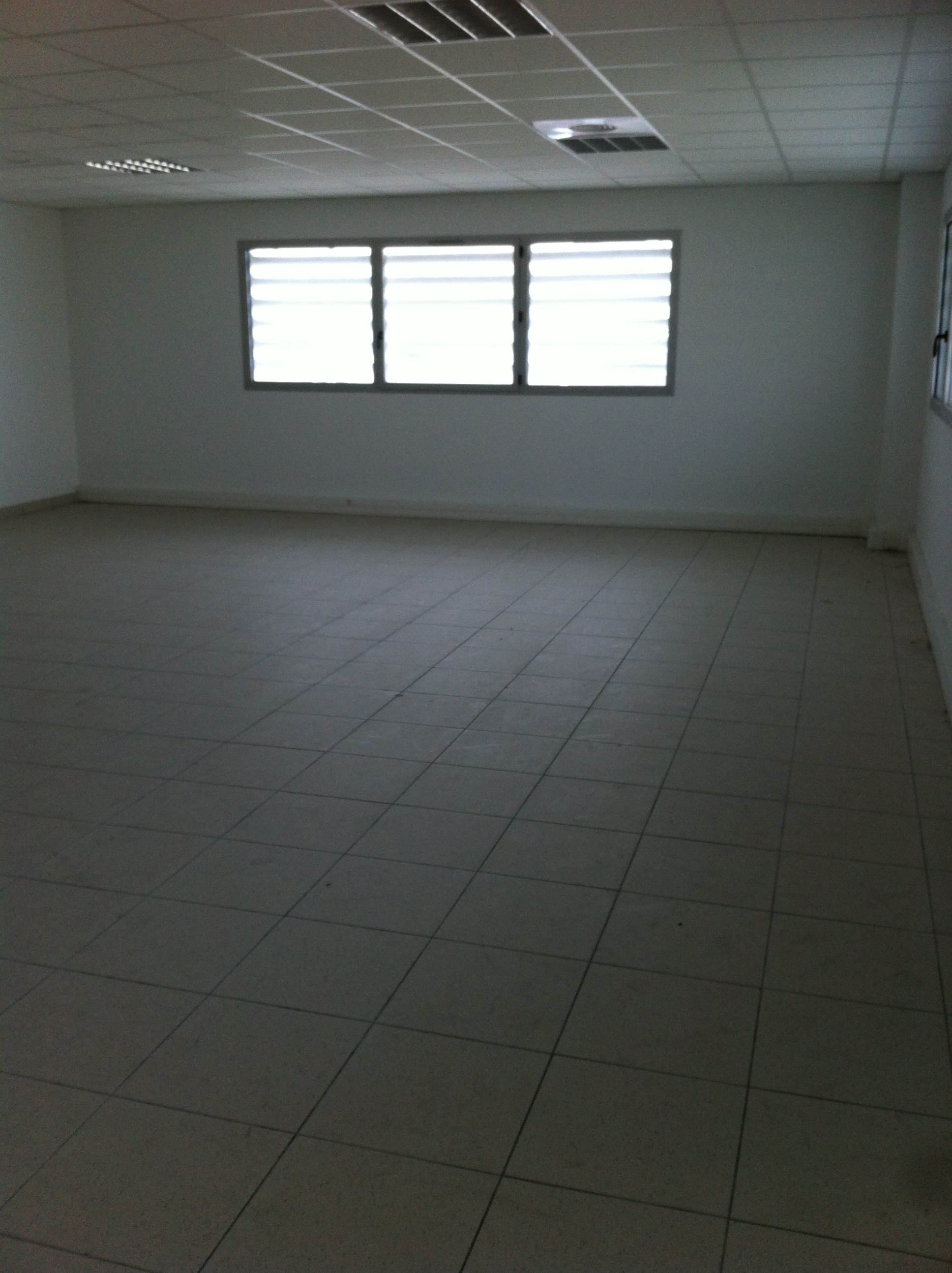Agrandir la photo Bureaux à louer - 64.5 m2 - 91 - Essonne