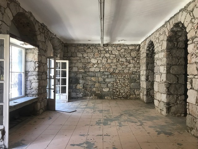 Agrandir la photo Murs à vendre à vendre - 170.0 m2 - 06 - Alpes-Maritimes