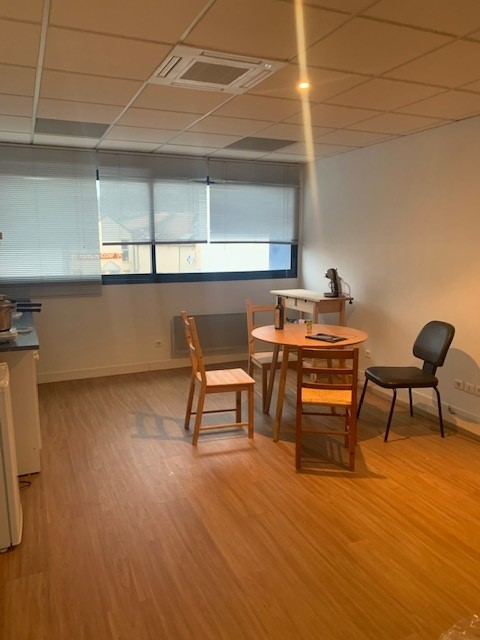 Bureaux à louer - 23.0 m2 - 77 - Seine-et-Marne