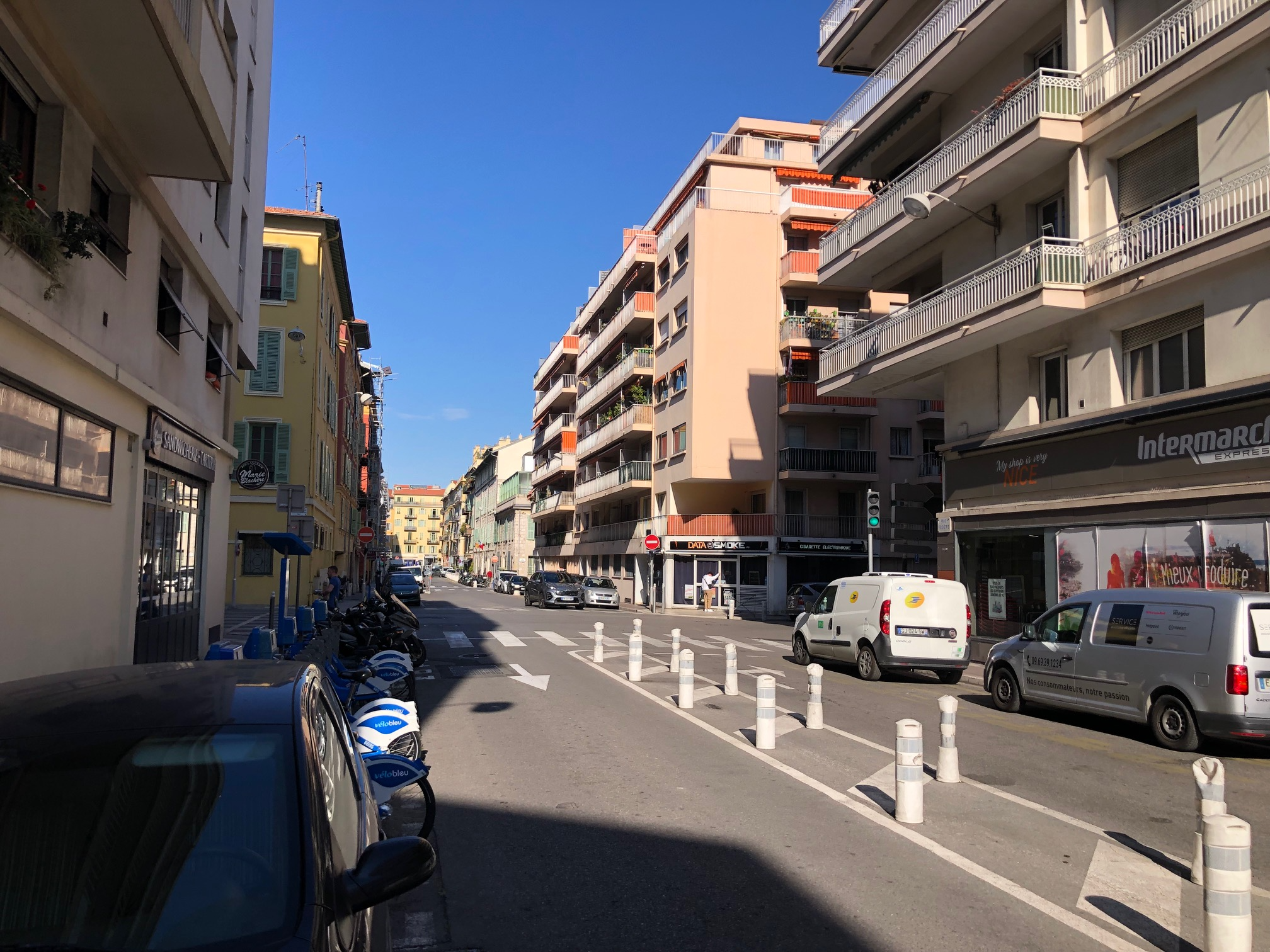 Agrandir la photo Bureaux à louer - 140.0 m2 - 06 - Alpes-Maritimes