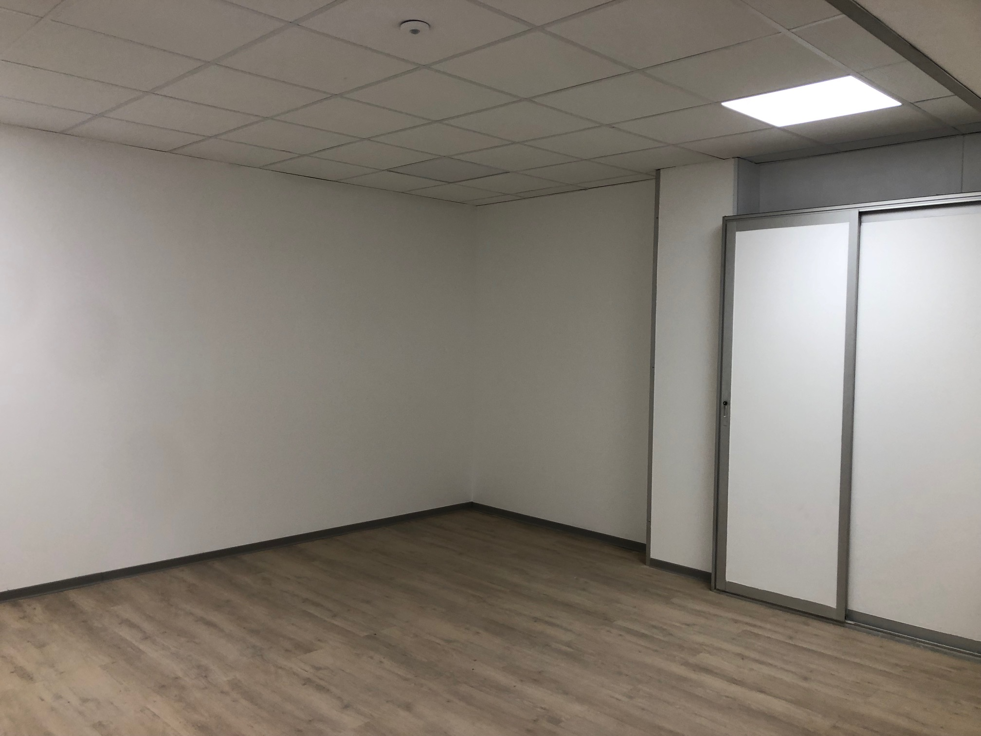 Agrandir la photo Bureaux à louer - 140.0 m2 - 06 - Alpes-Maritimes
