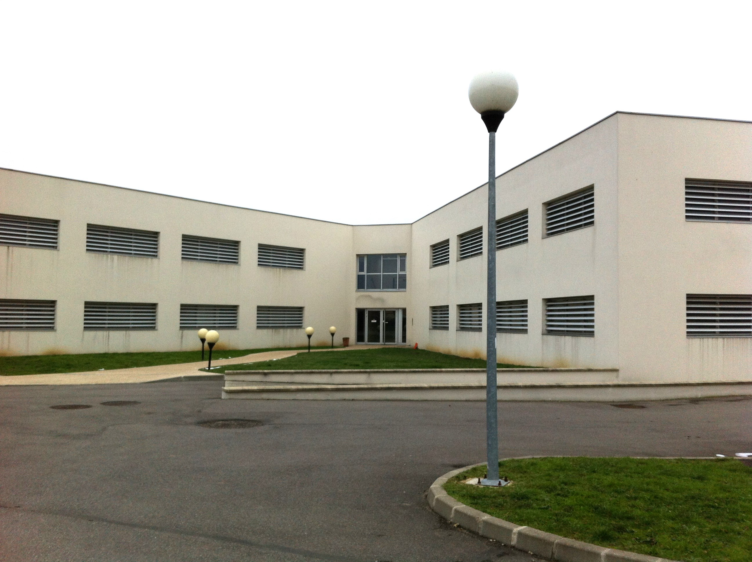 Bureaux à vendre - 1970.0 m2 - 91 - Essonne