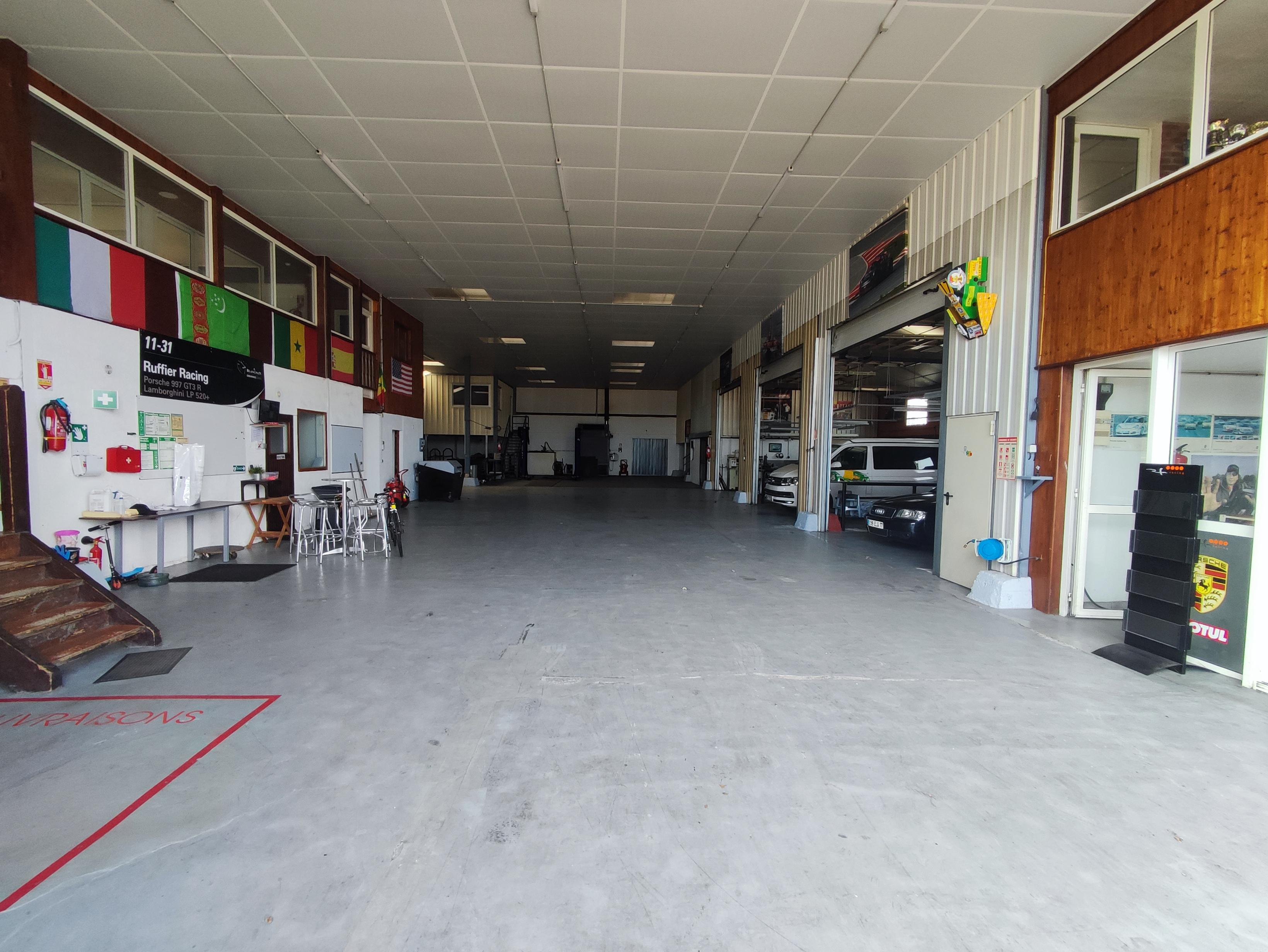 Agrandir la photo Entrepôt à louer - 800.0 m2 - 77 - Seine-et-Marne