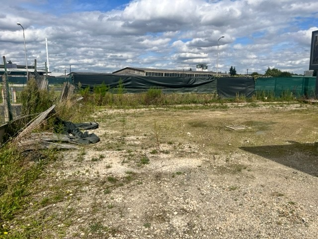 Agrandir la photo Local d'activité à louer - 150.0 m2 - 77 - Seine-et-Marne