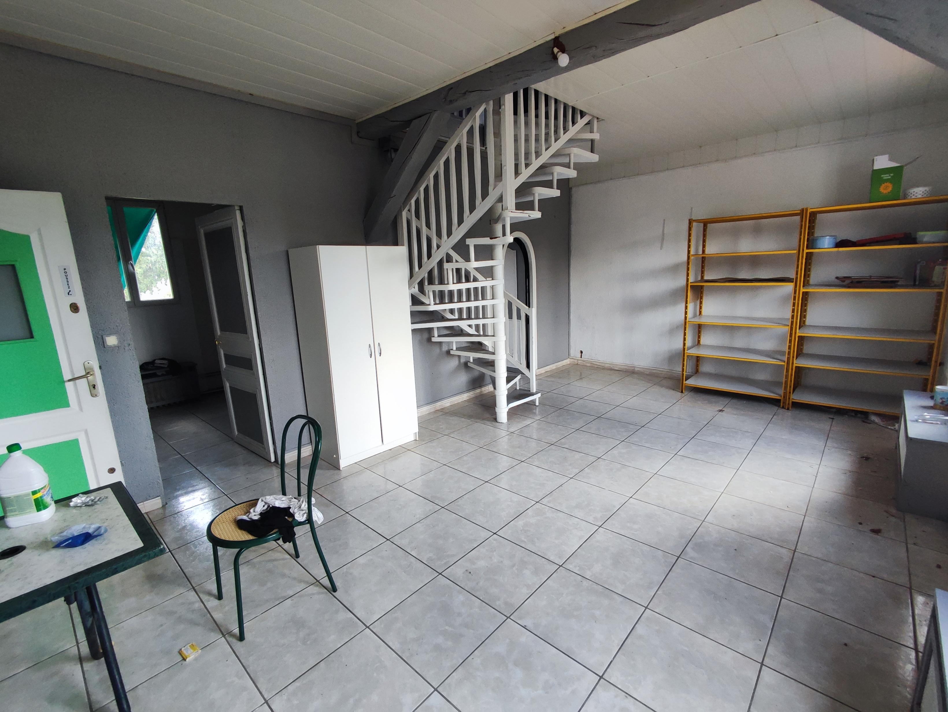 Agrandir la photo Local commercial à louer - 280.0 m2 - 77 - Seine-et-Marne