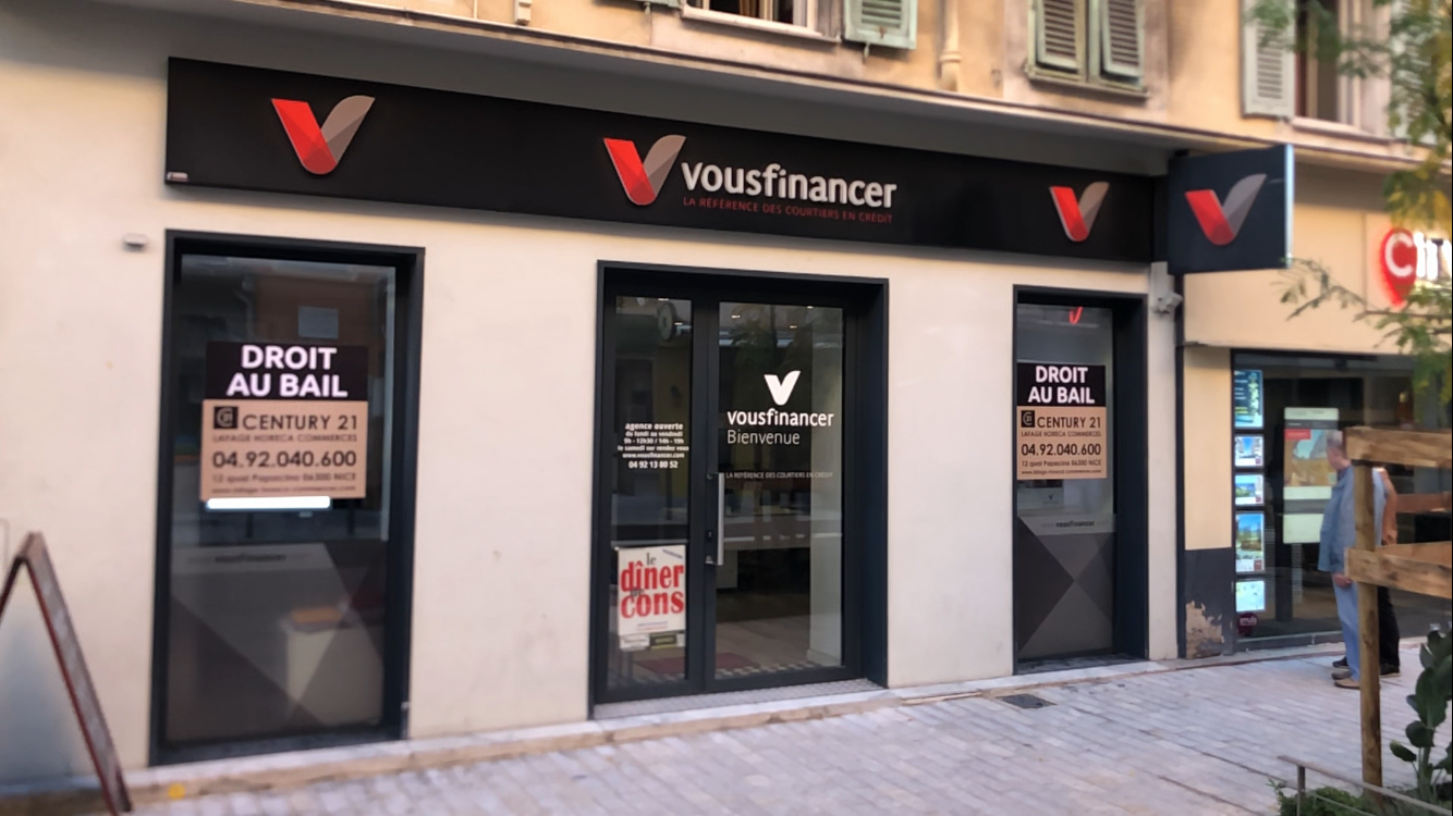 Agrandir la photo Local commercial à vendre - 85.0 m2 - 06 - Alpes-Maritimes