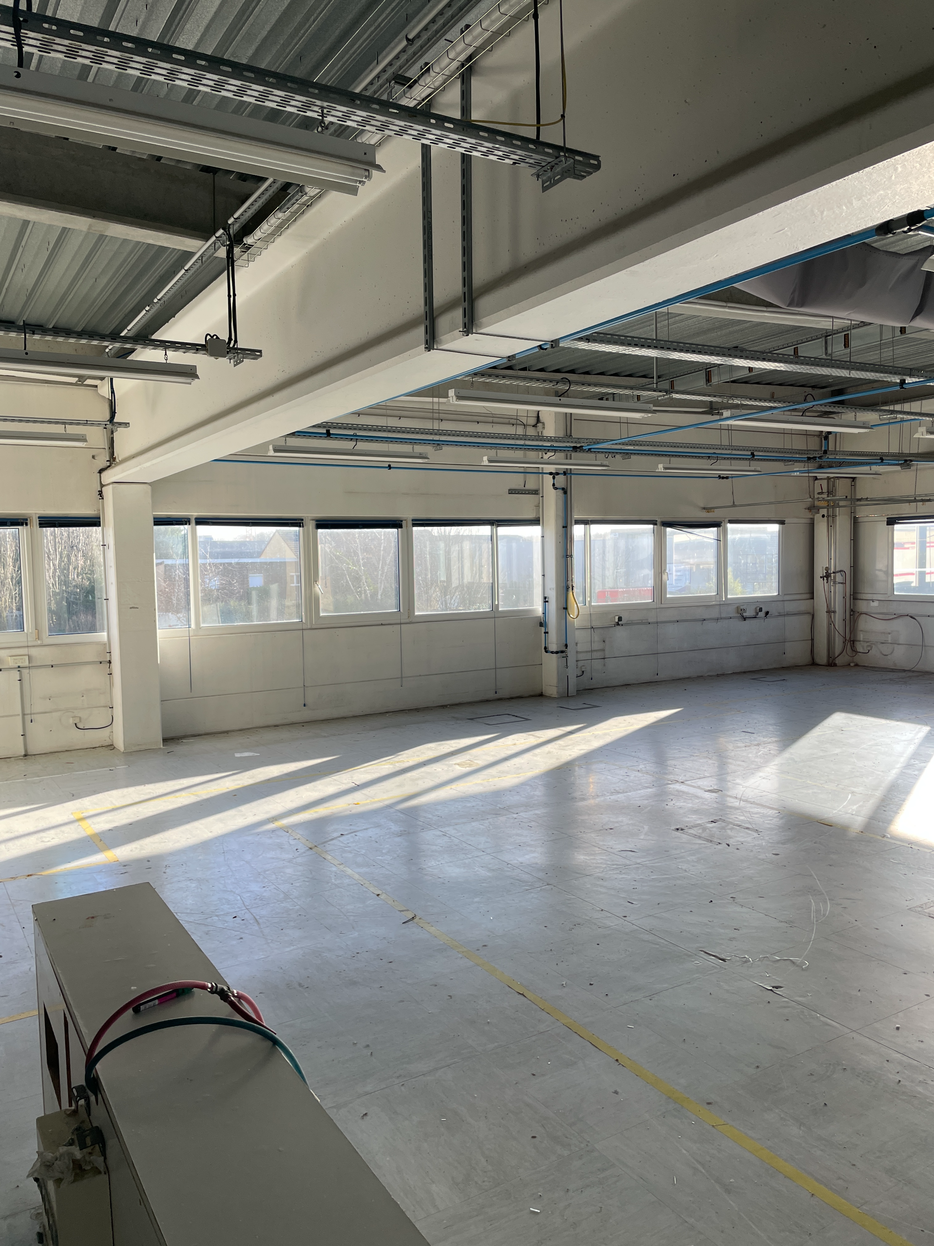 Entrepôt à vendre - 200.0 m2 - 77 - Seine-et-Marne