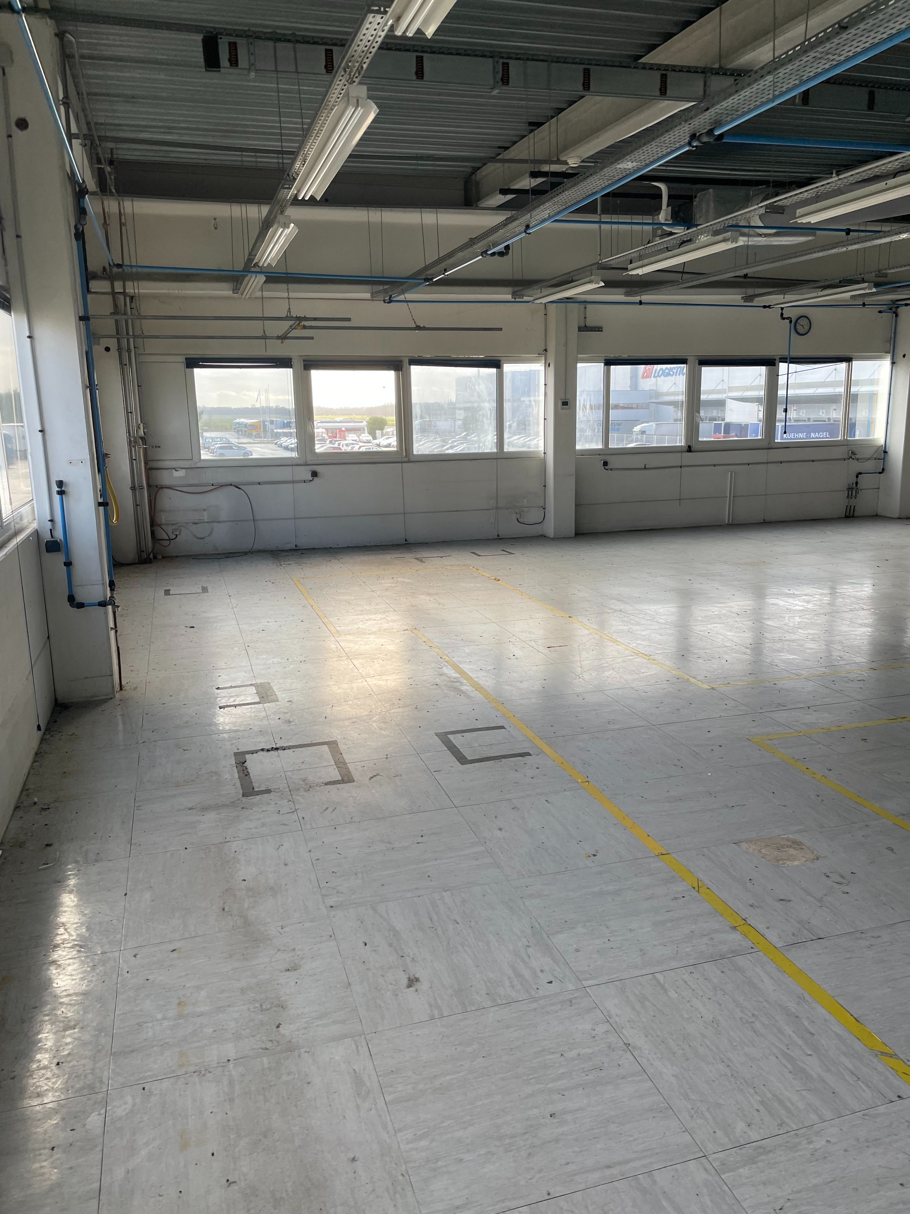 Bureaux à vendre - 344.0 m2 - 77 - Seine-et-Marne