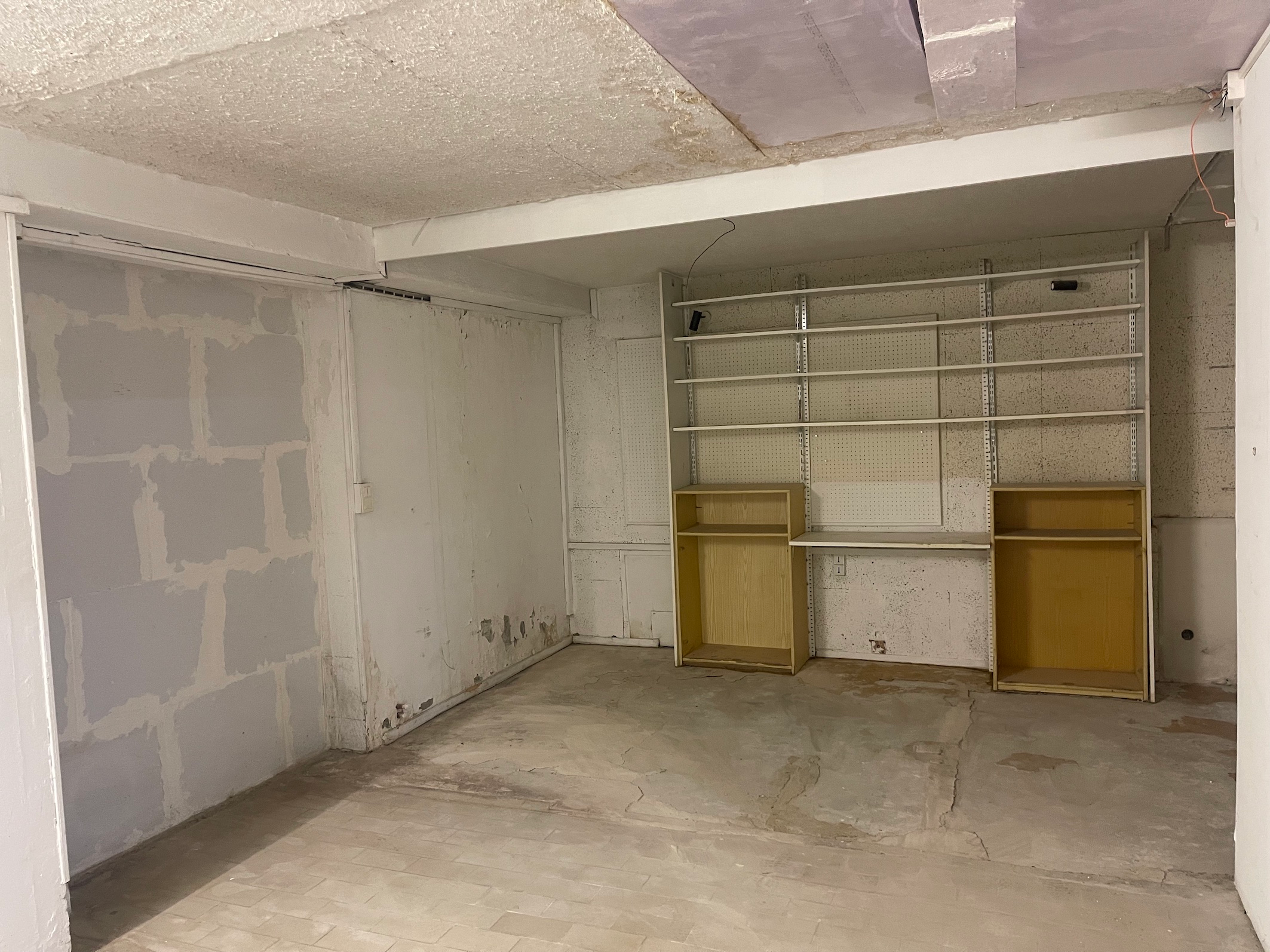 Agrandir la photo Murs à vendre à vendre - 215.0 m2 - 84 - Vaucluse
