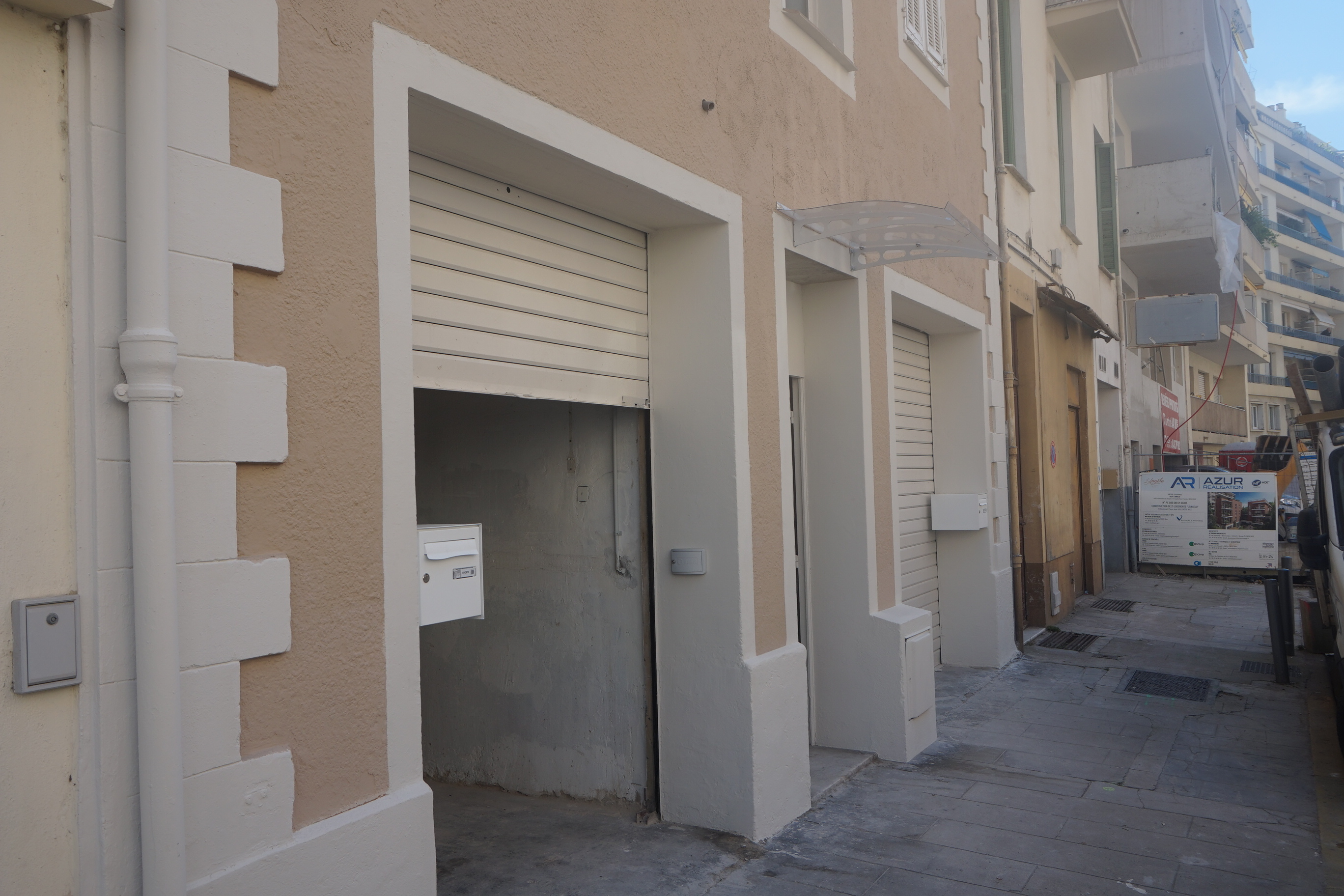 Agrandir la photo Murs à vendre à vendre - 114.0 m2 - 06 - Alpes-Maritimes