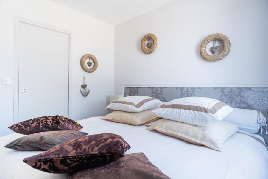 Agrandir la photo Chambre d'hôte à vendre - 340.0 m2 - 83 - Var