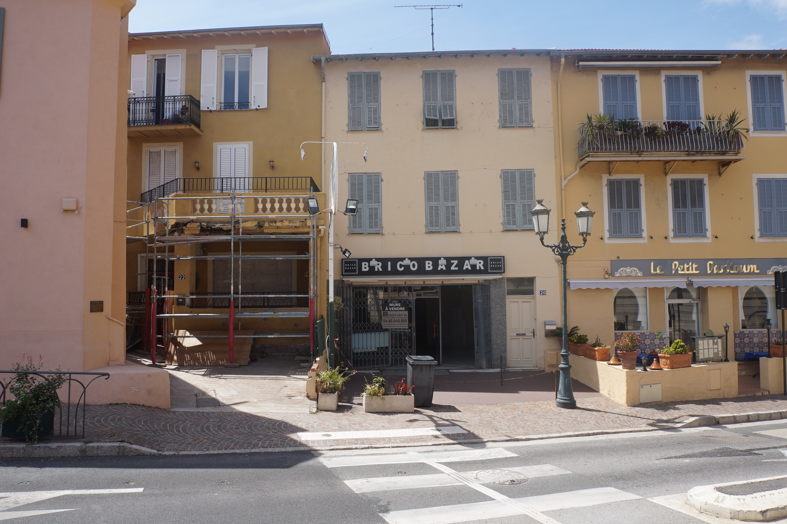 Agrandir la photo Murs à vendre à vendre - 121.99 m2 - 06 - Alpes-Maritimes