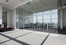 Local commercial à louer - 1600.0 m2 - 78 - Yvelines