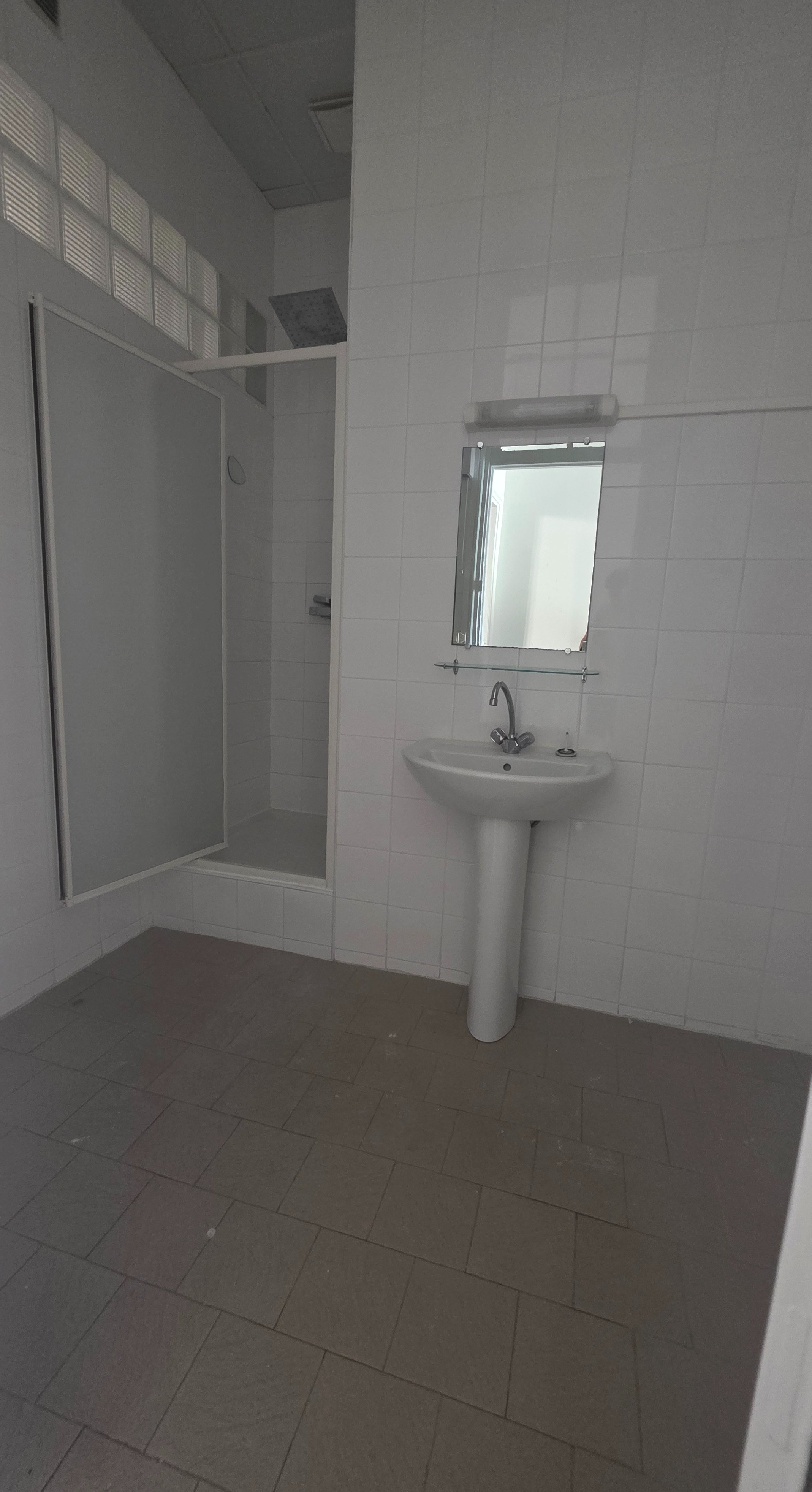Agrandir la photo Bureaux à louer - 110.0 m2 - 06 - Alpes-Maritimes