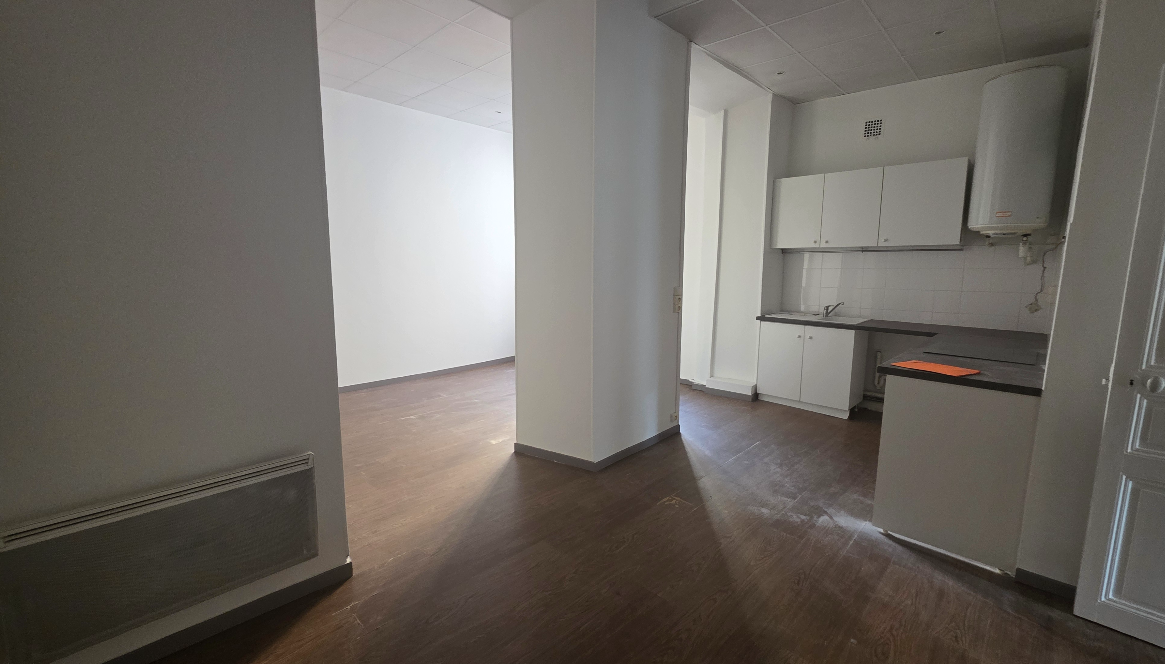 Agrandir la photo Bureaux à louer - 110.0 m2 - 06 - Alpes-Maritimes