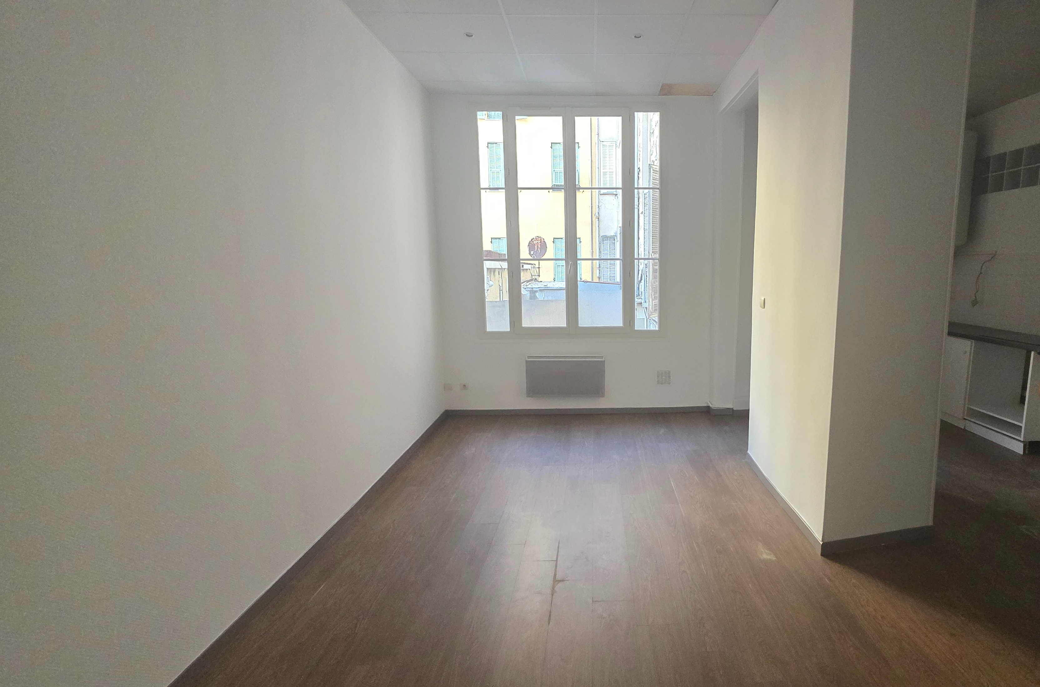 Agrandir la photo Bureaux à louer - 110.0 m2 - 06 - Alpes-Maritimes