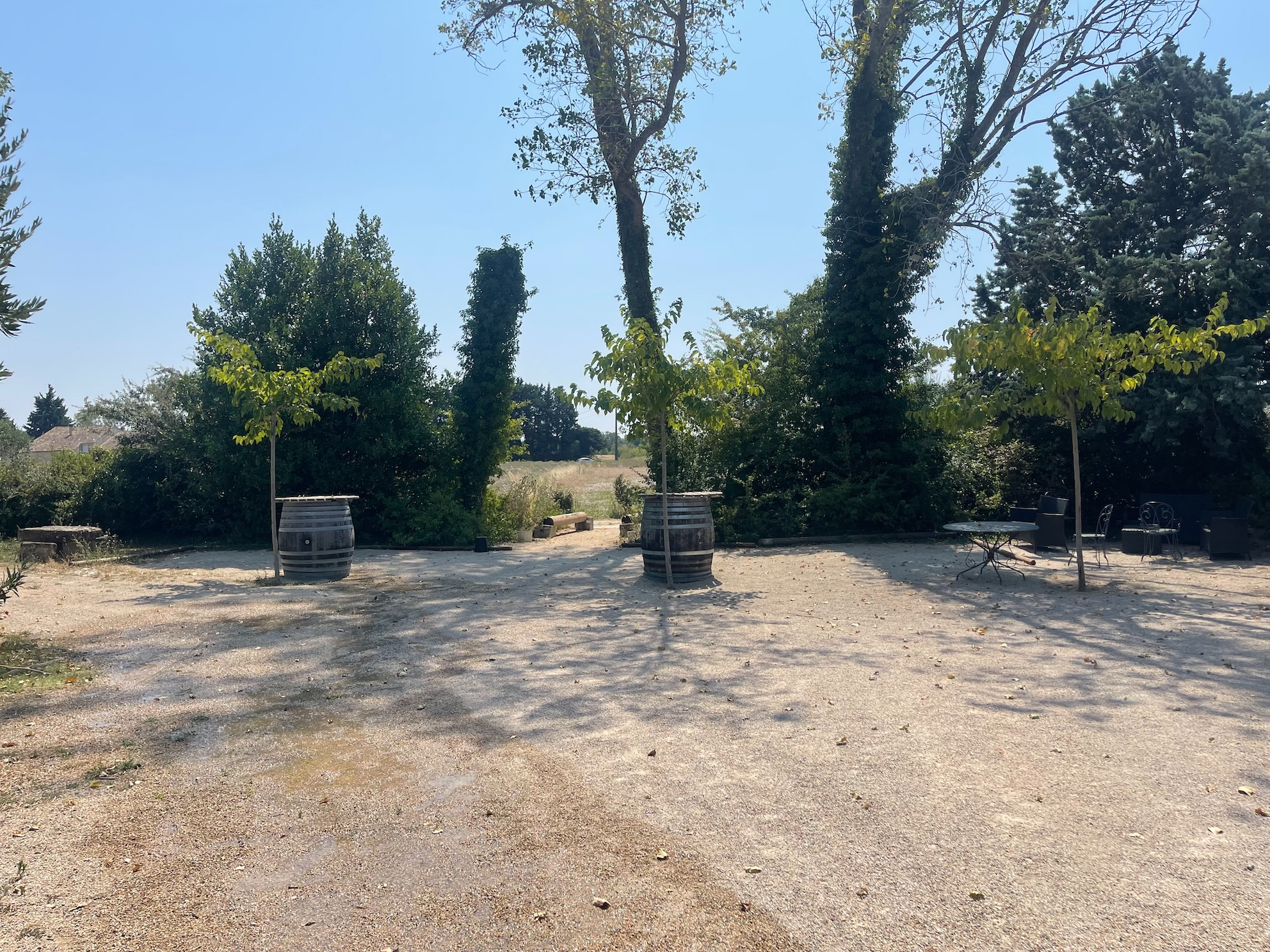 Agrandir la photo Restaurant à vendre - 4500.0 m2 - 84 - Vaucluse