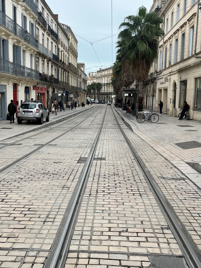 Local commercial à louer - 300.0 m2 - 34 - Herault