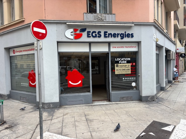 Local commercial à louer - 202.0 m2 - 06 - Alpes-Maritimes