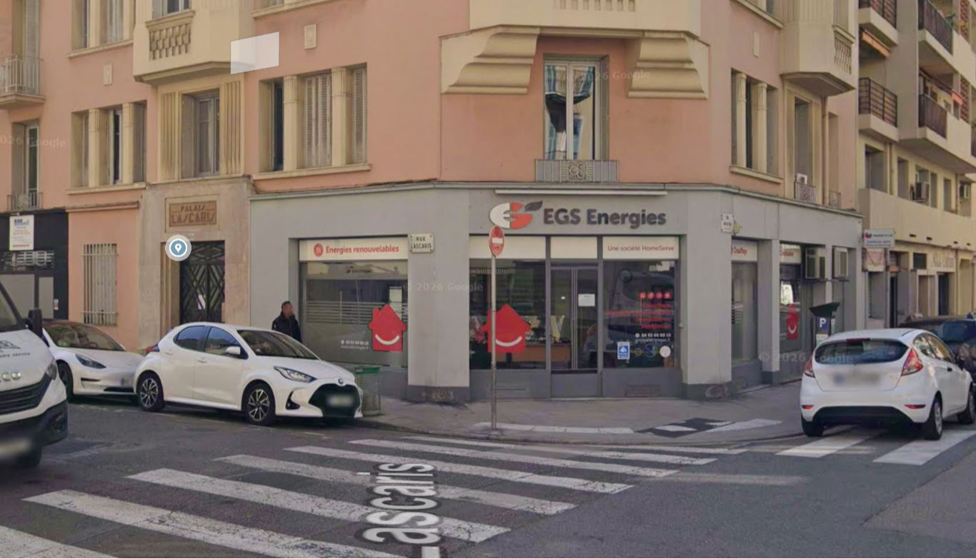 Local commercial à louer - 202.0 m2 - 06 - Alpes-Maritimes