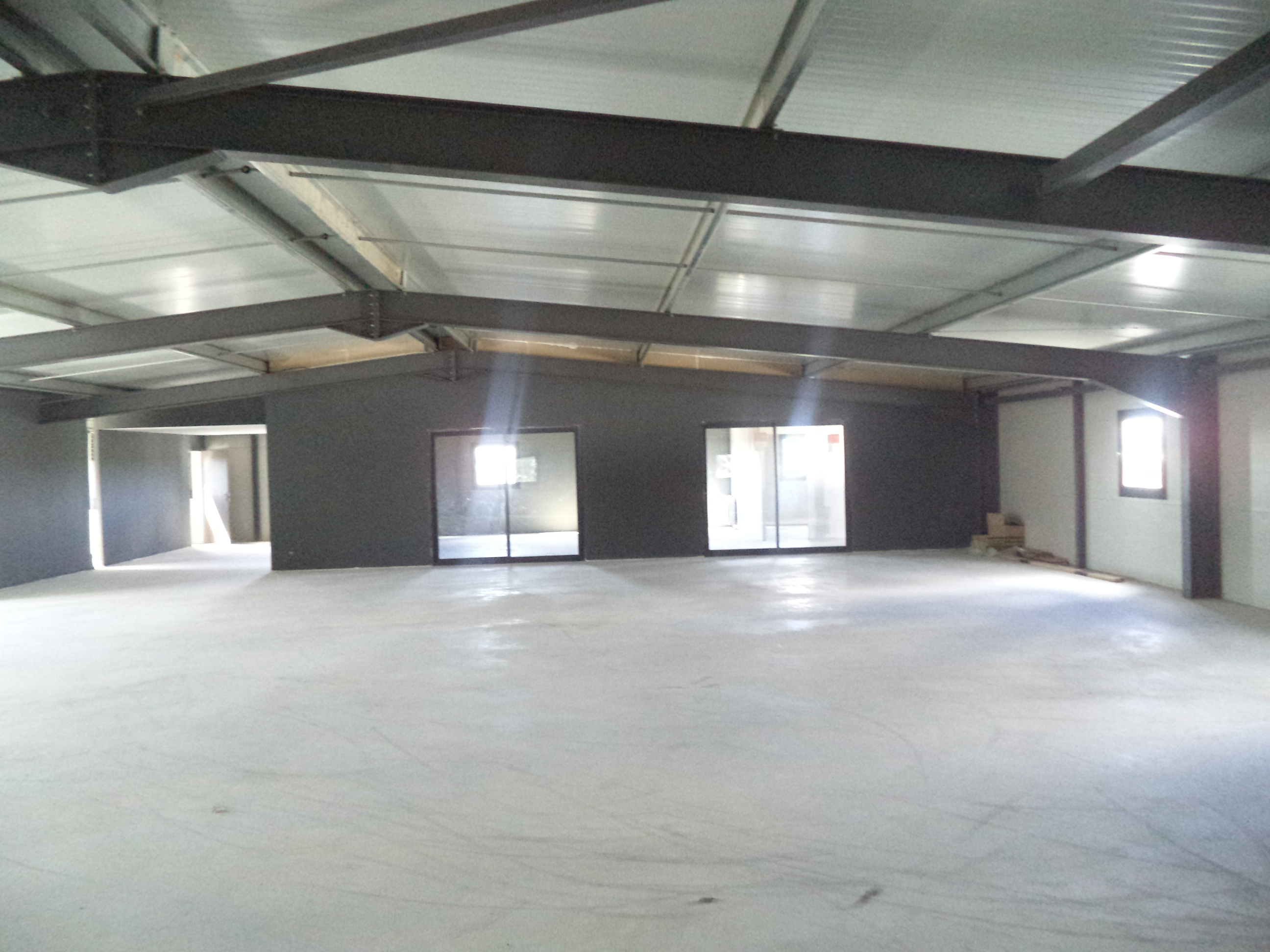 Local d'activité à louer - 400.0 m2 - 30 - Gard