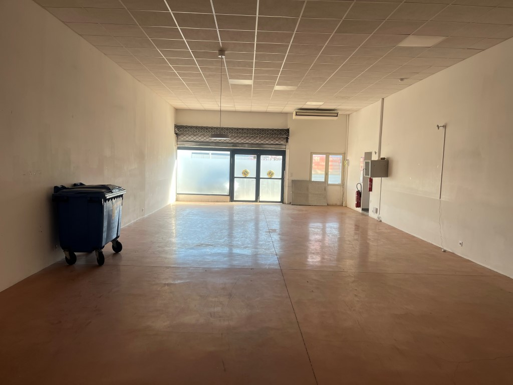 Local commercial à louer - 250.0 m2 - 30 - Gard