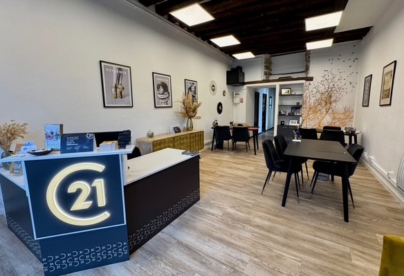 Local commercial à louer - 81.0 m2 - 91 - Essonne