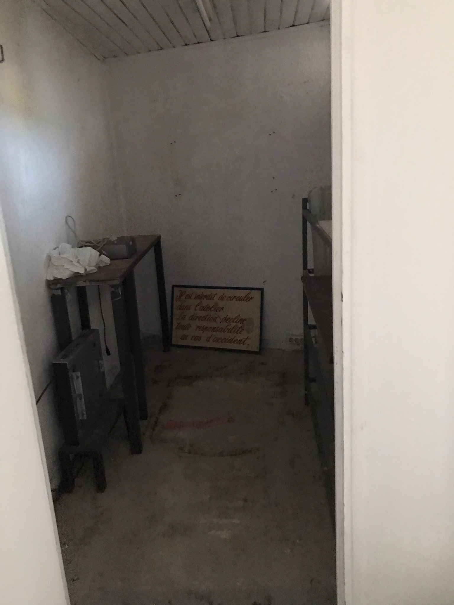 Local d'activité à louer - 135.95 m2 - 30 - Gard
