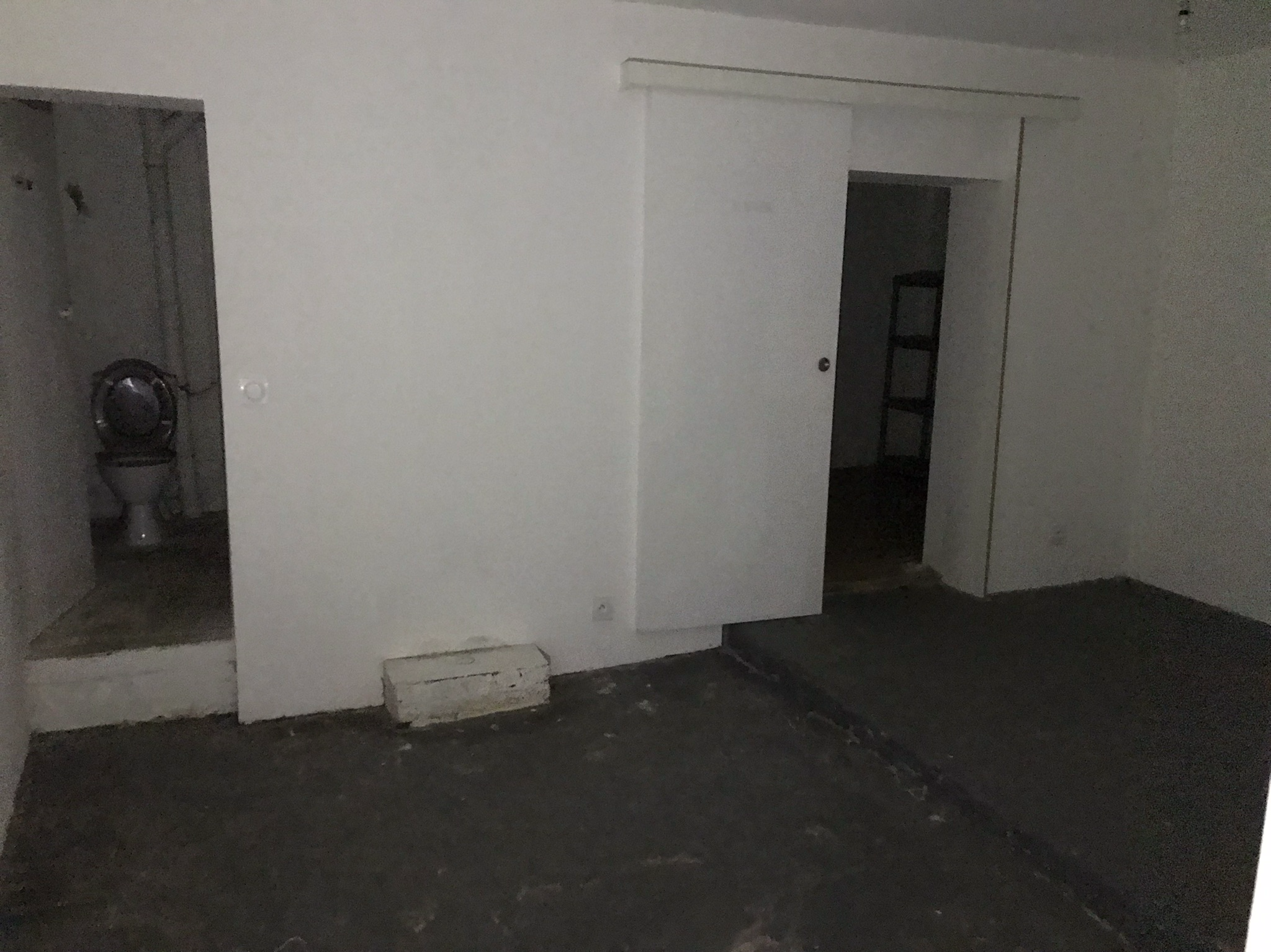 Local d'activité à louer - 135.95 m2 - 30 - Gard