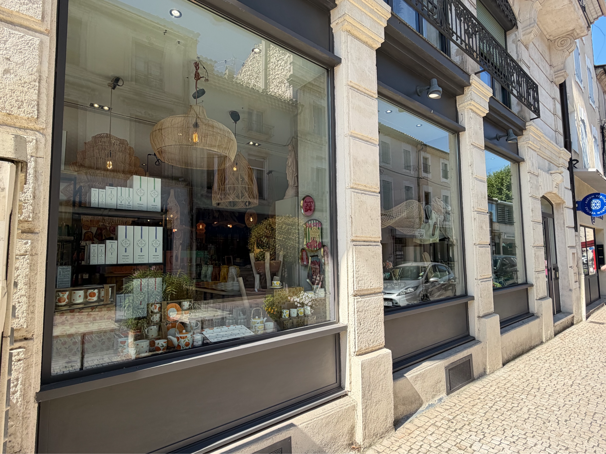 Local commercial à vendre - 145.0 m2 - 13 - Bouches-du-Rhone