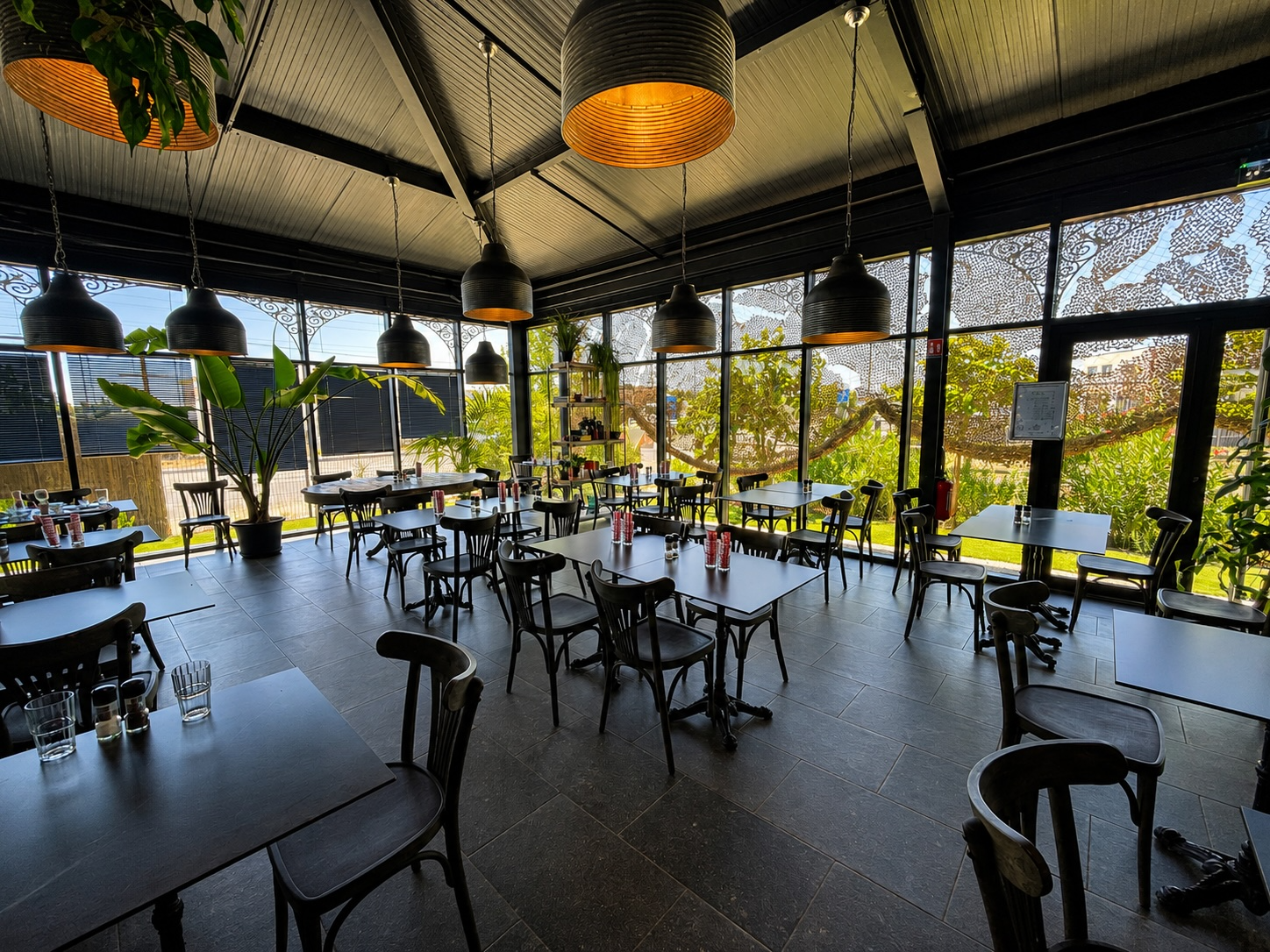 Restaurant à vendre - 411.0 m2 - 84 - Vaucluse