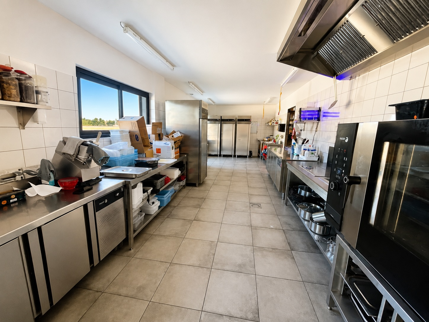 Restaurant à vendre - 411.0 m2 - 84 - Vaucluse