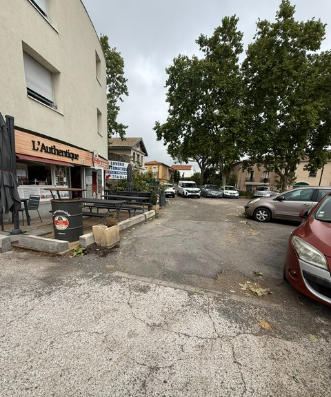 Commerce à vendre