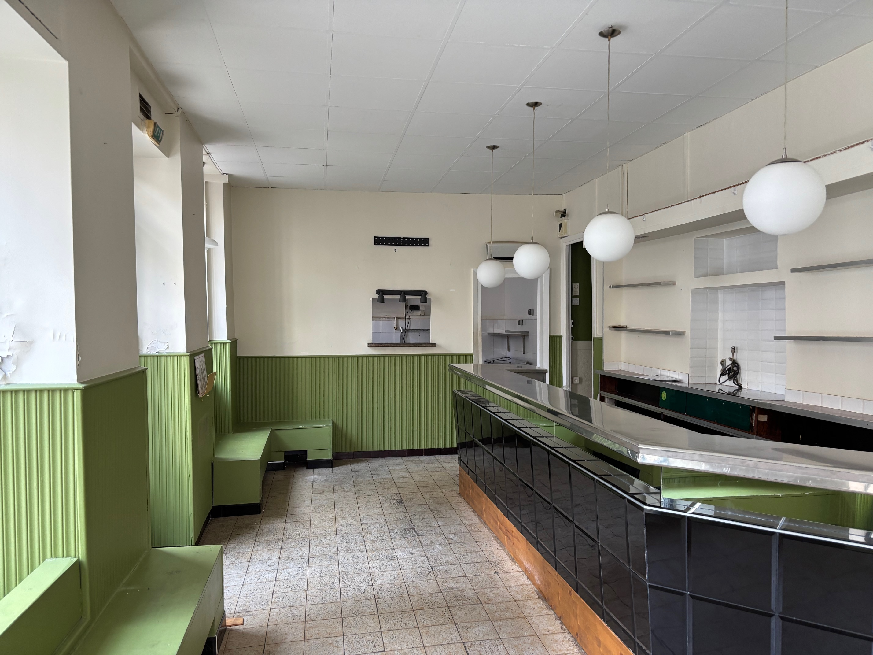 Murs à vendre à vendre - 61.5 m2 - 06 - Alpes-Maritimes