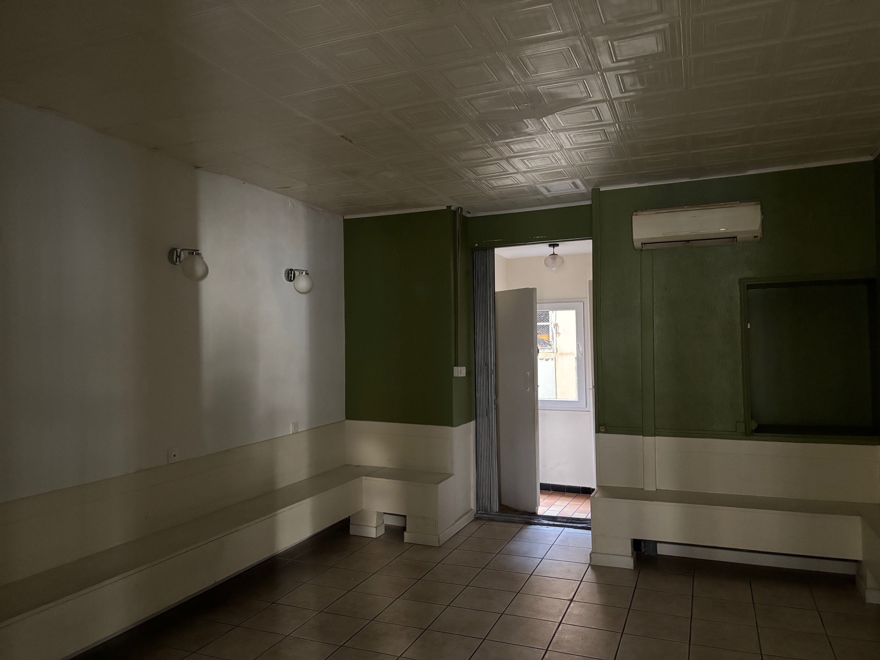 Murs à vendre à vendre - 61.5 m2 - 06 - Alpes-Maritimes